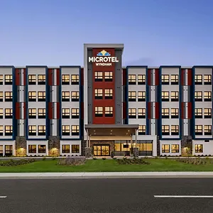 Microtel & Qc ** Dorval