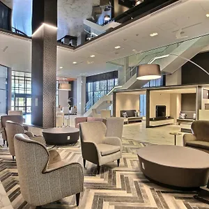 Courtyard By Marriott Montreal *** Brossard